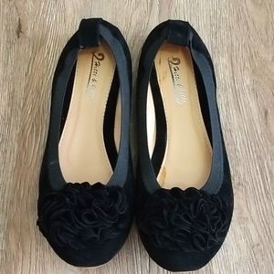 Elastic Black Shoes